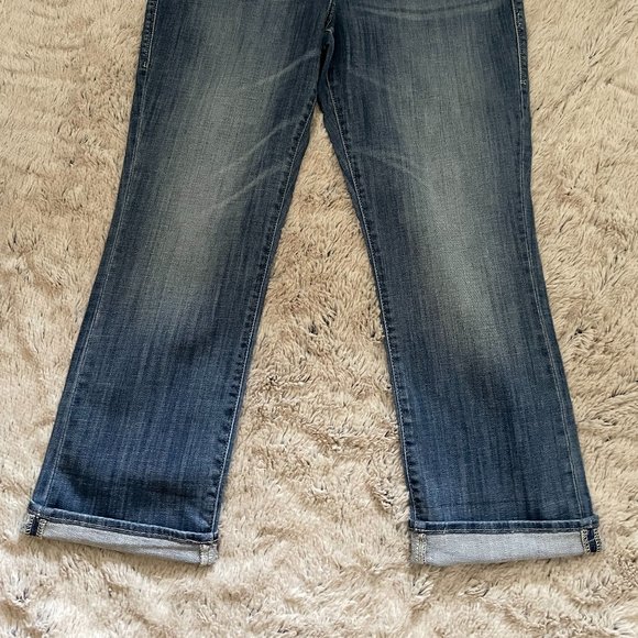 New! Rock & Republic Capri Jeans - Picture 4 of 4